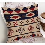 - Petek-12419-Gorsel-1 - Realhomes Realhomes Krem Zeminli Geometrik Çizim Tasarımlı Renkli Dijital Baskılı Yastık Kırlent Kılıfı Realhomes