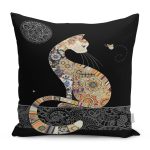 - Petek-12421-Gorsel - Realhomes Realhomes Siyah Zemin Mandala Desenli Kedi Tasarımlı Dijital Baskılı Modern Yastık Kırlent Kılıfı Realhomes