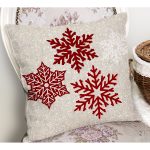 Realhomes Krem Petek Zeminli Bordo Kar Taneleri Özel Tasarım Dijital Baskılı Yastık Kırlent Kılıfı Realhomes