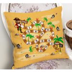 - Petek-Kc10531-Gorsel-1 - Realhomes Realhomes Korsan Adada Hazine Peşinde Tasarımlı Çocuk & Genç Odası Modern Yastık Kırlent Kılıfı Realhomes