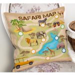 - Petek-Kc10534-Gorsel-1 - Realhomes Realhomes Safari Haritası Hayvanlar Tasarımlı Çocuk & Genç Odası Modern Yastık Kırlent Kılıfı Realhomes