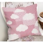 - Petek-Kc10563-Gorsel-1 - Realhomes Realhomes Pembe Temalı Bulut Tasarımlı Çocuk & Genç Odası Modern Yastık Kırlent Kılıfı Realhomes