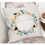 - Petek-Kc10583-Gorsel-1 - Realhomes Realhomes Tropik Ağaçlar Ve Hayvanlar Motifli Çocuk & Genç Odası Modern Yastık Kırlent Kılıfı Realhomes