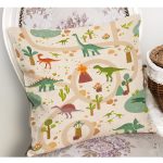 - Petek-Kc10586-Gorsel-1 - Realhomes Realhomes Dinozor Desenli Oyun Yolları Tasarımlı Çocuk & Genç Odası Modern Yastık Kırlent Kılıfı Realhomes
