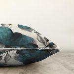 - Rasel-K12453-Gorsel-2 - Realhomes Realhomes Krem Turkuaz Renkli Suluboya Motifli Dijital Baskılı Dekoratif Yastık Kırlent Kılıfı Realhomes