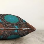 Realhomes Kahve Zemin Geometrik Mandala Tasarımlı Dijital Baskılı Dekoratif Yastık Kırlent Kılıfı Realhomes