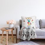 - Rasel-Kc10552-Gorsel-1 - Realhomes  Realhomes Etiğici Seksek Oyunu Tasarımlı Çocuk & Genç Odası Modern Yastık Kırlent Kılıfı Realhomes