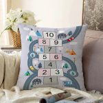 - Rasel-Kc10554-Gorsel - Realhomes  Realhomes Seksek Tasarımlı Eğitici Trafik Yolları Çocuk & Genç Odası Modern Yastık Kırlent Kılıfı Realhomes