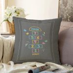 - Rasel-Kc10558-Gorsel - Realhomes  Realhomes Renkli Seksek Kutuları Oyun Tasarımlı Çocuk & Genç Odası Modern Yastık Kırlent Kılıfı Realhomes