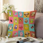 - Rasel-Kc10574-Gorsel - Realhomes Realhomes Renkli Kareli Puantiye Sevimli Baykuşlar Çocuk & Genç Odası Modern Yastık Kırlent Kılıfı Realhomes