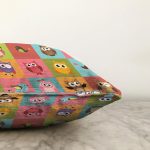 - Rasel-Kc10574-Gorsel-2 - Realhomes Realhomes Renkli Kareli Puantiye Sevimli Baykuşlar Çocuk & Genç Odası Modern Yastık Kırlent Kılıfı Realhomes