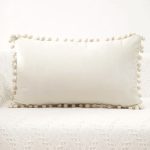 Fuşya Renk Dikdörtgen Ponponlu Yastık Kırlent Kılıfı Realhomes