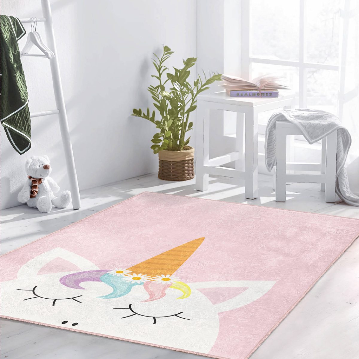Pembe Zeminde Unicorn Desenli Tasarımlı Çocuk & Genç Odası Makinede Yıkanabilir Kaymaz Tabanlı Kolay Temizlenebilir Leke Tutmaz Dikdörtgen Çocuk Halısı Realhomes