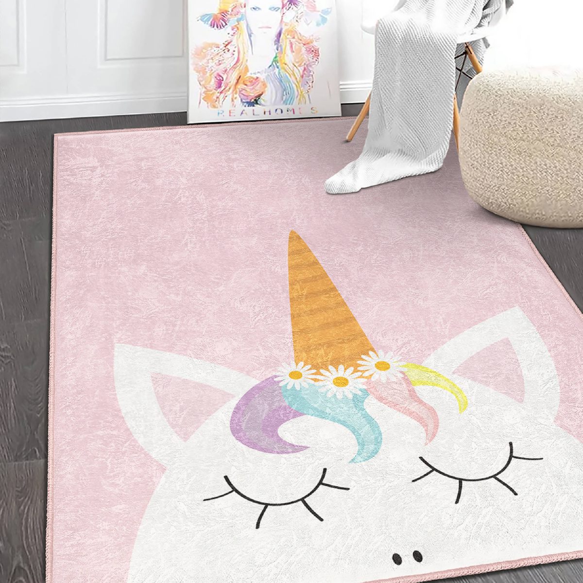 Pembe Zeminde Unicorn Desenli Tasarımlı Çocuk & Genç Odası Makinede Yıkanabilir Kaymaz Tabanlı Kolay Temizlenebilir Leke Tutmaz Dikdörtgen Çocuk Halısı Realhomes