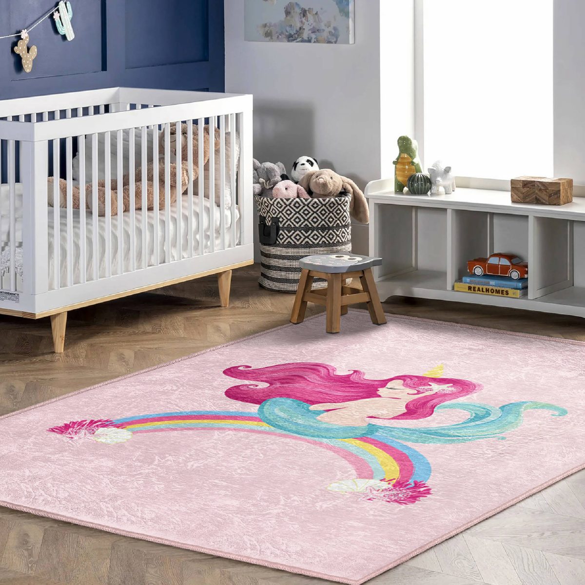 Pembe Zeminde Denizkızı Desenli Çocuk & Genç Odası Makinede Yıkanabilir Kaymaz Tabanlı Dikdörtgen Dekoratif Özel Ölçü Çocuk Halısı Realhomes