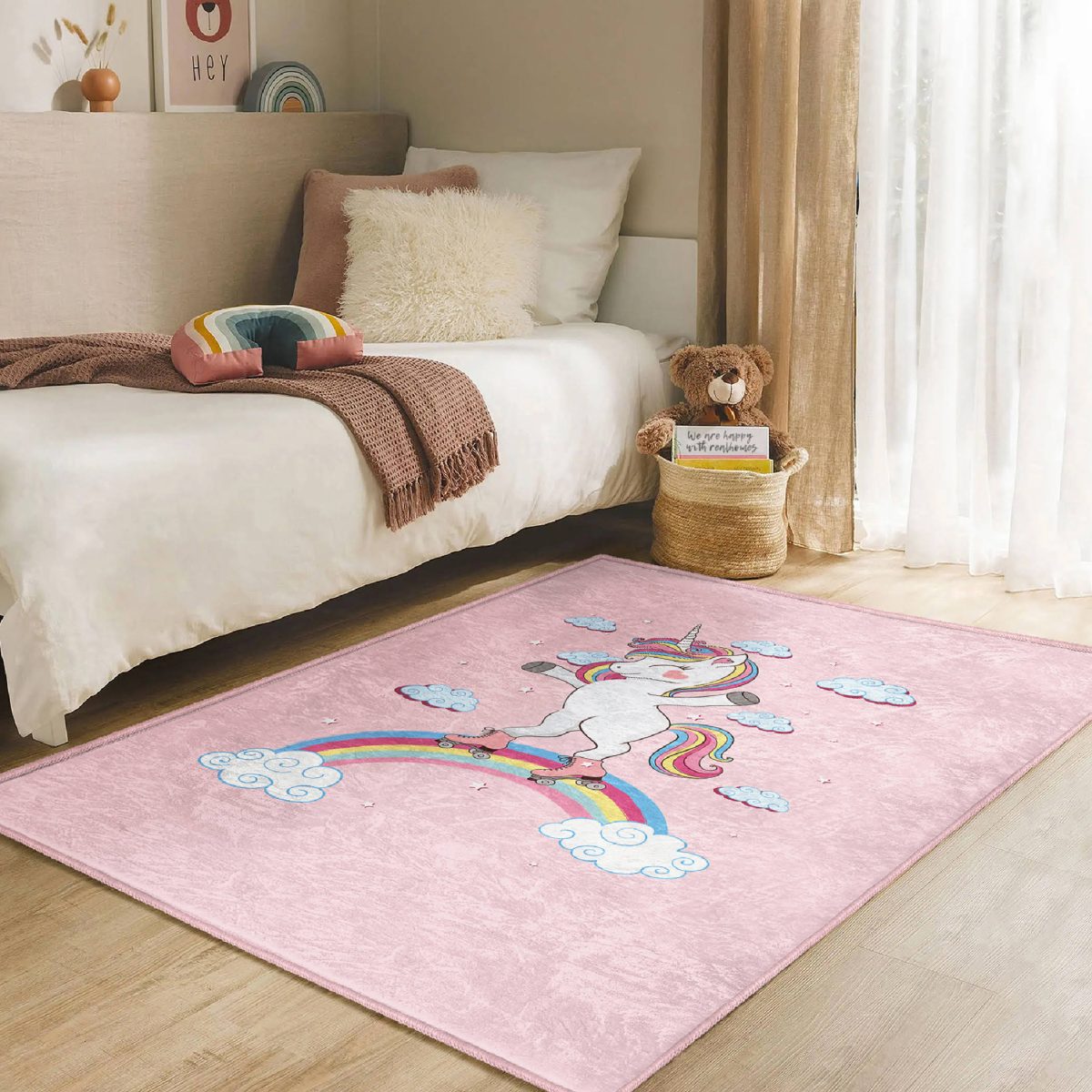 Pembe Zeminde Unicorn At Desenli Çocuk & Genç Odası Makinede Yıkanabilir Kaymaz Tabanlı Pamuk Tabanlı Özel Ölçü Leke Tutmaz Dikdörtgen Çocuk Halısı Realhomes