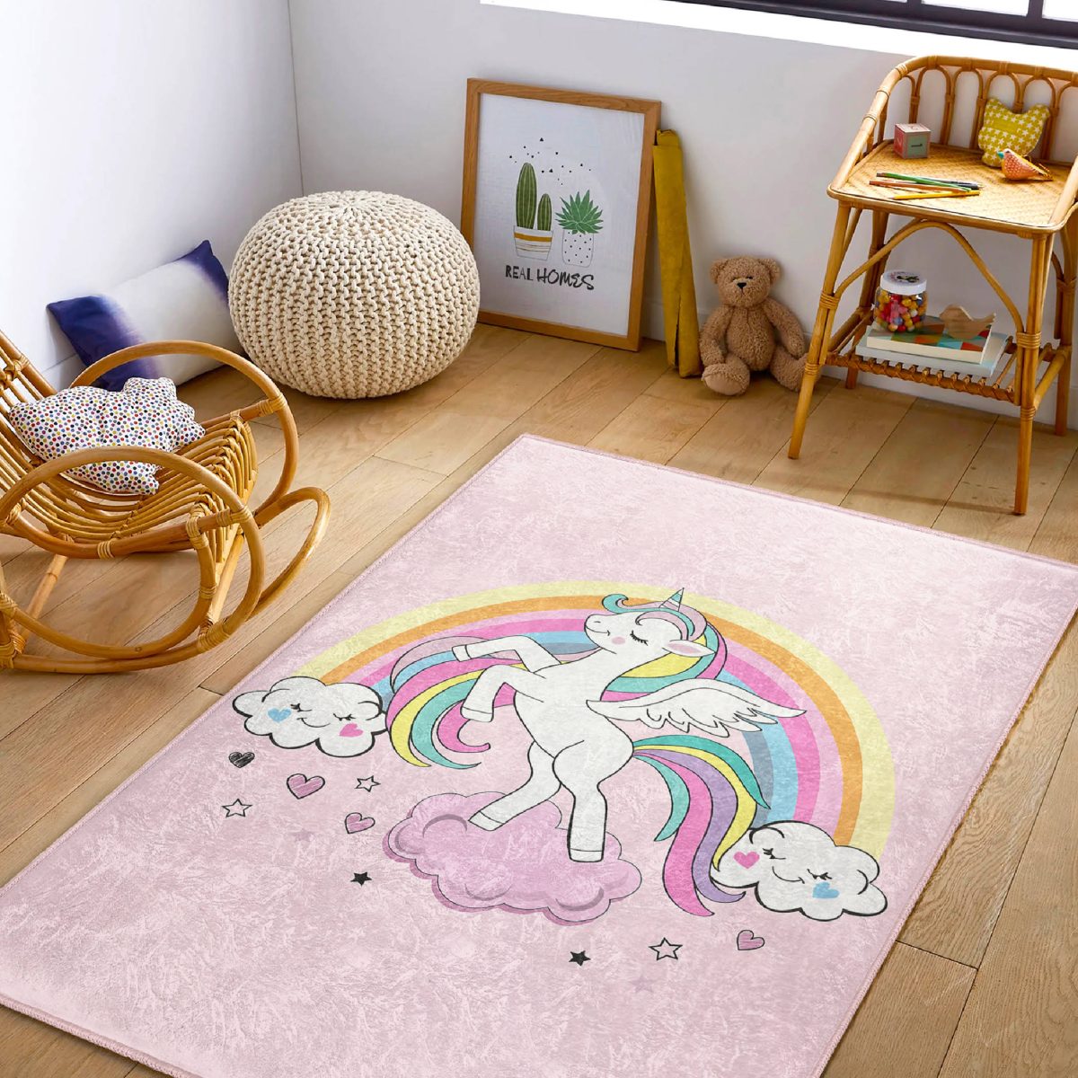 Pembe Zeminde Unicorn Desenli Çocuk & Genç Odası Makinede Yıkanabilir Kaymaz Tabanlı Dekoratif Pamuk Tabanlı Dikdörtgen Çocuk Halısı Realhomes