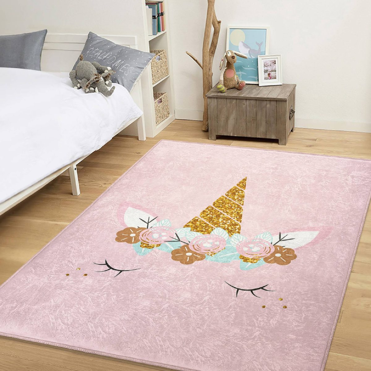 Pembe Zeminde Magic Unicorn Tasarımlı Çocuk & Genç Odası Makinede Yıkanabilir Kaymaz Tabanlı Özel Ölçü Dekoratif Dikdörtgen & Kare Çocuk Halısı Realhomes