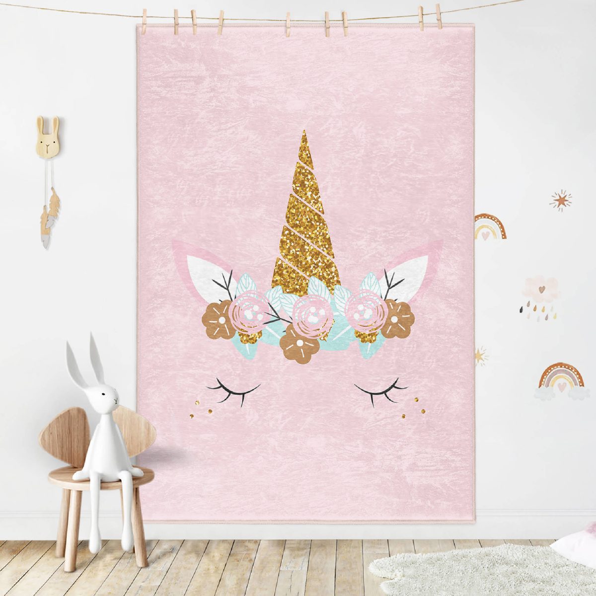 Pembe Zeminde Magic Unicorn Tasarımlı Çocuk & Genç Odası Makinede Yıkanabilir Kaymaz Tabanlı Özel Ölçü Dekoratif Dikdörtgen & Kare Çocuk Halısı Realhomes
