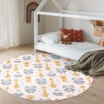 - RealHomes Dijital Baskılı Kaymaz Tabanlı Comfort Çocuk Odası Yuvarlak Halı - Realhomes  Sevimli Zürafa Su Aygırı Ve Fil Motifli Çocuk & Genç Odası Makinede Yıkanabilir Kaymaz Tabanlı Yuvarlak Çocuk Halısı Realhomes