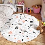 - RealHomes Dijital Baskılı Kaymaz Tabanlı Comfort Çocuk Odası Yuvarlak Halı - Realhomes  Gezegen Desenli Çocuk & Genç Odası Makinede Yıkanabilir Kaymaz Tabanlı Yuvarlak Çocuk Halısı Realhomes